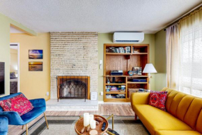 Lake View Cottage Retreat